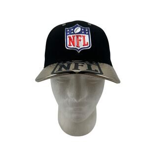 New Era NFL Hat Mens 6 7/8 Black Gold Metallic Spotlight 59FIFTY Fitted Cap